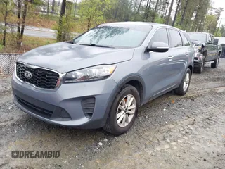 2019 Kia Sorento L with VIN 5XYPG4A37KG597655, listed as a IAAI auction lot 41980451 with 170,179 mi miles. Bid and sale history available at carsss.com. Image 18.