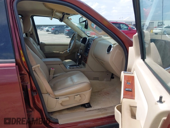 2010 Ford Explorer Eddie Bauer z VIN 1FMEU6EE6AUA73414, wystawiony jako IAAI lot #42279145 z przebiegiem 177 803 mil mil oraz . Historia ofert i sprzedaży dostępna na DreamBid. Obrazek 5.