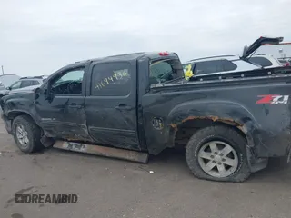 2010 GMC Sierra 1500 SLE z VIN 3GTRKVE38AG217942, wystawiony jako IAAI lot #41694936 z przebiegiem 115 167 mil mil oraz . Historia ofert i sprzedaży dostępna na DreamBid. Obrazek 14.