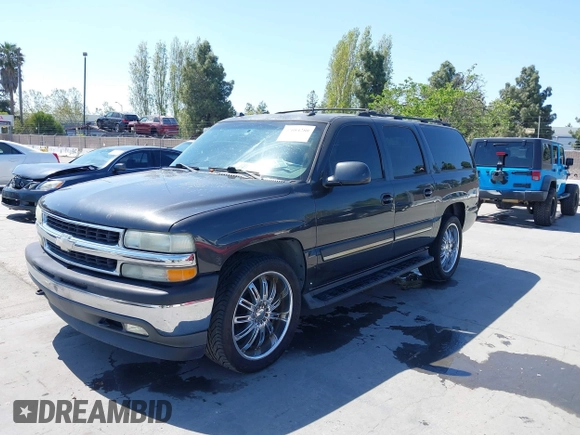 2005 Chevrolet Suburban Z71 with VIN 3GNFK16Z35G126718, listed as a IAAI auction lot 42084280 with 237,875 mi miles. Bid and sale history available at carsss.com. Image 6.
