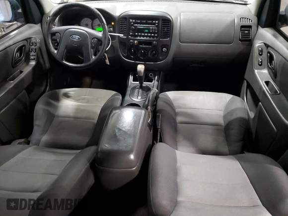 2007 Ford Escape XLS with VIN 1FMYU02Z47KA04520, listed as a Copart auction lot 62607805 with 109,276 mi miles and Clean title. Bid and sale history available at DreamBid. Image 8.