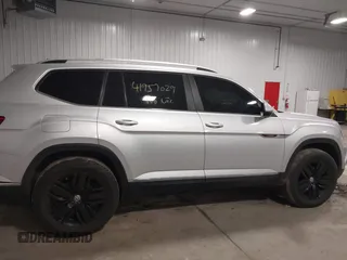 2018 Volkswagen Atlas 3.6L V6 SEL with VIN 1V2MR2CA5JC521172, listed as a IAAI auction lot 41957029 with 108,439 mi miles. Bid and sale history available at carsss.com. Image 13.