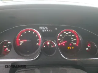 2014 GMC Acadia SLT z VIN 1GKKRRKDXEJ124821, wystawiony jako Copart lot #50989945 z przebiegiem 125 355 mil mil oraz Szkody całkowita. Historia ofert i sprzedaży dostępna na DreamBid. Obrazek 9.