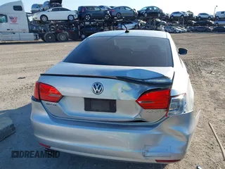 2012 Volkswagen Jetta SE with VIN 3VWDP7AJ3CM309327, listed as a IAAI auction lot 42053827 with 139,802 mi miles and . Bid and sale history available at DreamBid. Image 6.