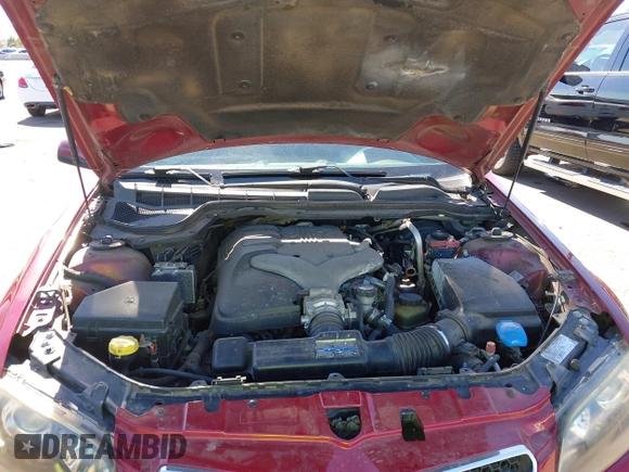 2009 Pontiac G8 with VIN 6G2ER57749L181327, listed as a IAAI auction lot 40772434 with 251,047 mi miles. Bid and sale history available at carsss.com. Image 10.
