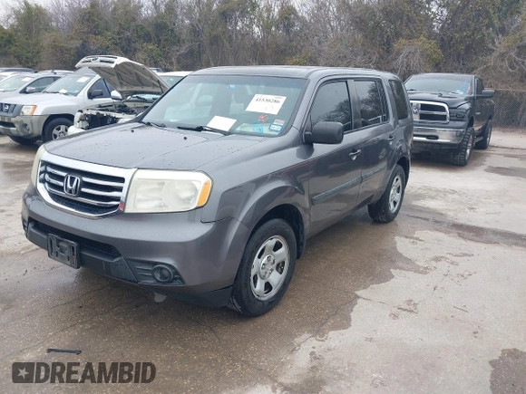 2015 Honda Pilot LX with VIN 5FNYF3H23FB009018, listed as a IAAI auction lot 41530286 with 274,232 mi miles and . Bid and sale history available at DreamBid. Image 18.