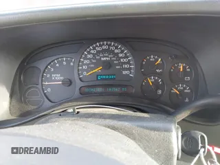 2005 Chevrolet Silverado 1500 Z71 with VIN 1GCEK19B75E124688, listed as a IAAI auction lot 41897171 with 101,547 mi miles and . Bid and sale history available at DreamBid. Image 7.