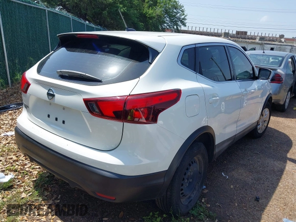 2019 Nissan Rogue S with VIN JN1BJ1CP5KW224338, listed as a IAAI auction lot 41942249 with 110,219 mi miles and . Bid and sale history available at DreamBid. Image 4.