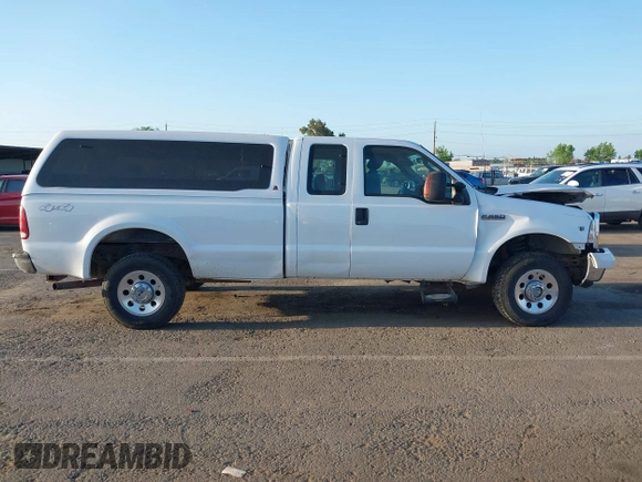 2005 Ford Super Duty F-250 XL with VIN 1FTSX21Y25EB33793, listed as a IAAI auction lot 42068623 with 128,726 mi miles. Bid and sale history available at carsss.com. Image 13.