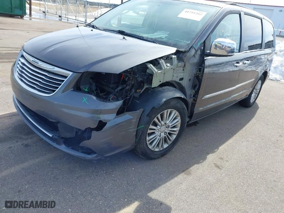 2015 Chrysler Town & Country Touring-L with VIN 2C4RC1CGXFR743681, listed as a IAAI auction lot 41751262 with NaN miles. Bid and sale history available at carsss.com. Image 6.