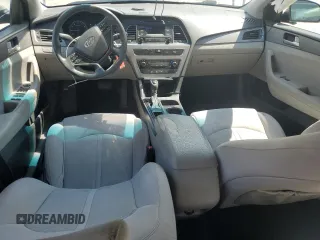 2015 Hyundai Sonata SE z VIN 5NPE24AF6FH108144, wystawiony jako Copart lot #58140065 z przebiegiem 126 031 mil mil oraz Szkoda całkowita • Salvage title. Historia ofert i sprzedaży dostępna na DreamBid. Obrazek 8.