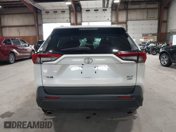 2022 Toyota RAV4 XLE Premium с VIN 2T3A1RFVXNW316906, выставлен на аукционе IAAI как лот 42445942 с пробегом 16 621 миль миль и . История ставок и продаж доступна на DreamBid. Изображение 16.