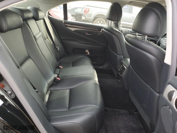 2016 Lexus LS 460 with VIN JTHCL5EF4G5026630, listed as a Copart auction lot 78820504 with 33,004 mi miles and Clean Title. Bid and sale history available at carsss.com. Image 10.