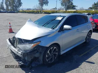 2016 Scion iM z VIN JTNKARJE3GJ519712, wystawiony jako IAAI lot #41827680 z przebiegiem 90 283 mil mil oraz . Historia ofert i sprzedaży dostępna na DreamBid. Obrazek 2.