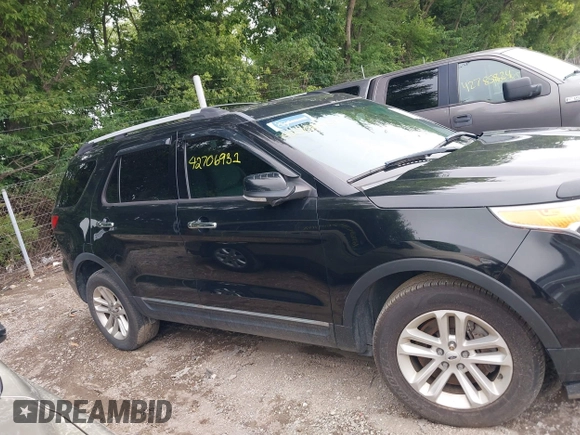 2014 Ford Explorer XLT z VIN 1FM5K7D89EGA23019, wystawiony jako IAAI lot #42706931 z przebiegiem 175 077 mil mil oraz . Historia ofert i sprzedaży dostępna na DreamBid. Obrazek 13.