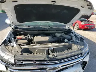 2023 Chevrolet Suburban Premier z VIN 1GNSKFKD1PR237115, wystawiony jako Copart lot #66857665 z przebiegiem 70 780 mil mil oraz Szkoda całkowita • Salvage title. Historia ofert i sprzedaży dostępna na DreamBid. Obrazek 14.
