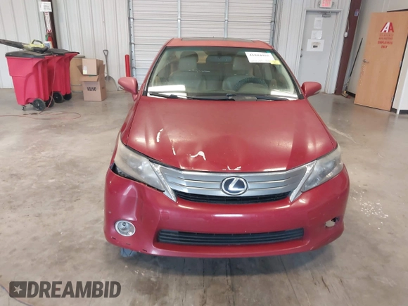 2010 Lexus HS 250h z VIN JTHBB1BAXA2005211, wystawiony jako IAAI lot #41884955 z przebiegiem 214 578 mil mil oraz . Historia ofert i sprzedaży dostępna na DreamBid. Obrazek 13.