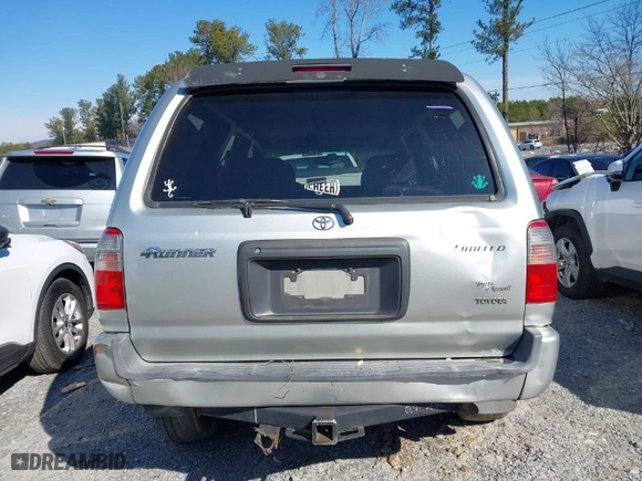1999 Toyota 4Runner Limited with VIN JT3GN87R8X0101921, listed as a IAAI auction lot 41562115 with 403,948 mi miles. Bid and sale history available at carsss.com. Image 16.