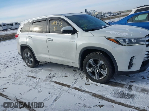 2018 Toyota Highlander Hybrid Limited z VIN 5TDDGRFH0JS041001, wystawiony jako IAAI lot #40983325 z przebiegiem 127 272 mil mil oraz . Historia ofert i sprzedaży dostępna na DreamBid. Obrazek 13.