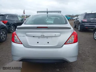2019 Nissan Versa Sedan SV with VIN 3N1CN7AP1KL815688, listed as a IAAI auction lot 41955017 with 72,151 mi miles. Bid and sale history available at carsss.com. Image 17.