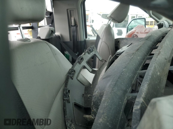 2020 Ford F-550 XL z VIN 1FDUF5GT6LDA02857, wystawiony jako Copart lot #66393634 z przebiegiem Nie podano mil oraz Nie do naprawy. Historia ofert i sprzedaży dostępna na DreamBid. Obrazek 6.
