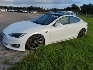 2021 Tesla Model S Long Range Plus z VIN 5YJSA1E23MF425368, wystawiony jako Copart lot #73956634 z przebiegiem Nie podano mil oraz Nie do naprawy • Non repairable. Historia ofert i sprzedaży dostępna na DreamBid. Obrazek 1.