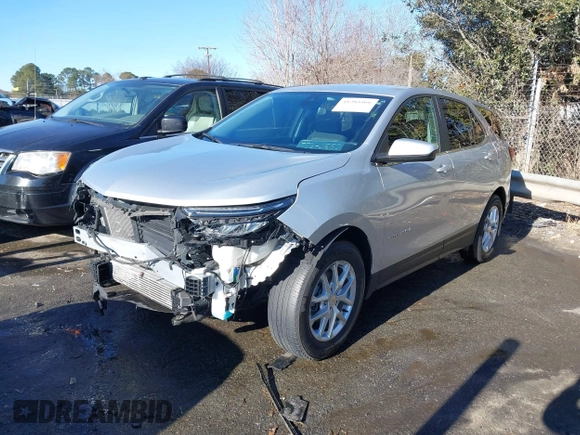 2022 Chevrolet Equinox LT with VIN 3GNAXKEV4NL234627, listed as a IAAI auction lot 41285466 with 40,574 mi miles. Bid and sale history available at carsss.com. Image 17.