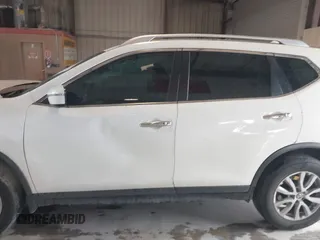 2020 Nissan Rogue S with VIN KNMAT2MV8LP519208, listed as a IAAI auction lot 41863795 with 99,608 mi miles. Bid and sale history available at carsss.com. Image 15.