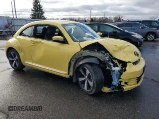 2015 Volkswagen Beetle with VIN 3VWH17AT4FM636845, listed as a Copart auction lot 81332594 with 87,369 mi miles and Salvage Title. Bid and sale history available at DreamBid. Image 4.