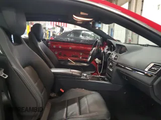2014 Mercedes-Benz E 350 z VIN WDDKJ8JB0EF241927, wystawiony jako Copart lot #57474985 z przebiegiem 96 335 mil mil oraz Szkoda całkowita • Salvage title. Historia ofert i sprzedaży dostępna na DreamBid. Obrazek 10.