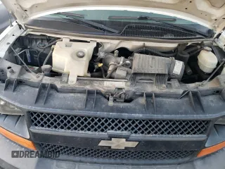 2003 Chevrolet Express Cargo with VIN 1GCGG25V131179481, listed as a Copart auction lot 76137274 with 219,610 mi miles and Salvage Title. Bid and sale history available at DreamBid. Image 14.
