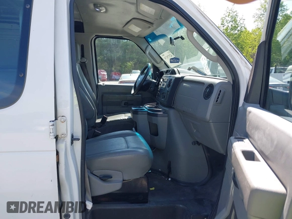 2014 Ford Econoline Cargo Commercial with VIN 1FTNE2EW2EDA18970, listed as a IAAI auction lot 42375174 with 174,022 mi miles and . Bid and sale history available at DreamBid. Image 5.