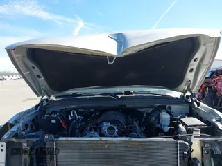 2019 GMC Yukon SLT with VIN 1GKS1BKC5KR277478, listed as a IAAI auction lot 41632624 with 86,770 mi miles. Bid and sale history available at carsss.com. Image 10.