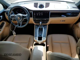 2021 Porsche Macan with VIN WP1AA2A54MLB13010, listed as a Copart auction lot 61052585 with 25,738 mi miles and Salvage title. Bid and sale history available at DreamBid. Image 8.
