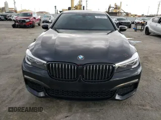 2019 BMW 7 Series 740i with VIN WBA7E2C55KB217499, listed as a Copart auction lot 43136573 with 36,419 mi miles. Bid and sale history available at carsss.com. Image 5.
