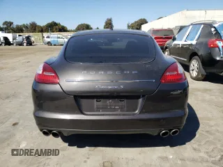 2012 Porsche Panamera S z VIN WP0AB2A70CL060210, wystawiony jako Copart lot #75267644 z przebiegiem 99 227 mil mil oraz Szkoda całkowita • Salvage title. Historia ofert i sprzedaży dostępna na DreamBid. Obrazek 6.