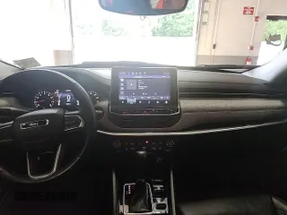 2022 Jeep Compass Latitude с VIN 3C4NJDBB9NT205917, выставлен на аукционе IAAI как лот 42621255 с пробегом 15 841 миль миль и . История ставок и продаж доступна на DreamBid. Изображение 7.