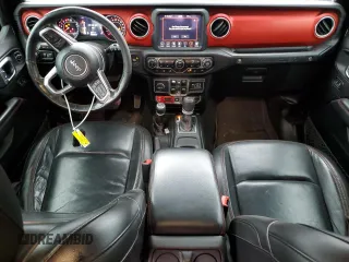 2019 Jeep Wrangler Unlimited Rubicon with VIN 1C4HJXFN6KW665805, listed as a Copart auction lot 45424005 with 141,007 mi miles and Salvage title. Bid and sale history available at DreamBid. Image 8.