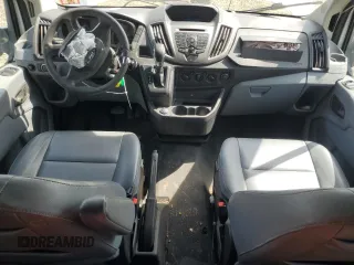 2017 Ford Transit z VIN 1FDZX2XMXHKB42875, wystawiony jako Copart lot #52864775 z przebiegiem 206 122 mil mil oraz Szkoda całkowita • Salvage title. Historia ofert i sprzedaży dostępna na DreamBid. Obrazek 8.