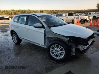 2016 Volvo XC60 T5 Drive-E z VIN YV440MDJ8G2921244, wystawiony jako Copart lot #75293814 z przebiegiem 132 314 mil mil oraz Szkoda całkowita • Salvage title. Historia ofert i sprzedaży dostępna na DreamBid. Obrazek 4.