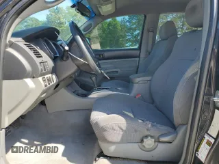 2008 Toyota Tacoma PreRunner z VIN 3TMKU72N78M014792, wystawiony jako Copart lot #57792545 z przebiegiem 254 847 mil mil oraz Szkoda całkowita • Salvage title. Historia ofert i sprzedaży dostępna na DreamBid. Obrazek 7.