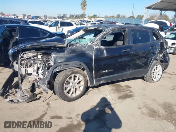 2016 Jeep Cherokee Sport z VIN 1C4PJLAB6GW177544, wystawiony jako IAAI lot #41663433 z przebiegiem 56 291 mil mil oraz . Historia ofert i sprzedaży dostępna na DreamBid. Obrazek 6.