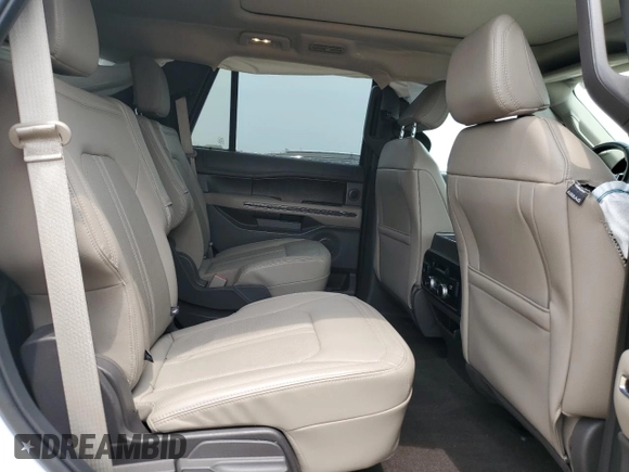 2021 Ford Expedition Limited z VIN 1FMJU2AT5MEA58008, wystawiony jako Copart lot #60243675 z przebiegiem 50 313 mil mil oraz Szkoda całkowita • Salvage title. Historia ofert i sprzedaży dostępna na DreamBid. Obrazek 11.