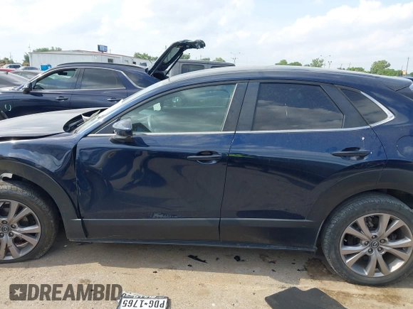 2021 Mazda CX-30 Select with VIN 3MVDMABL6MM202166, listed as a IAAI auction lot 42169618 with 95,931 mi miles and . Bid and sale history available at DreamBid. Image 14.