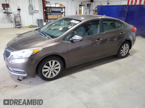 2014 Kia Forte LX with VIN KNAFX4A64E5232642, listed as a Copart auction lot 52260835 with 132,709 mi miles and Clean Title. Bid and sale history available at carsss.com. Image 1.