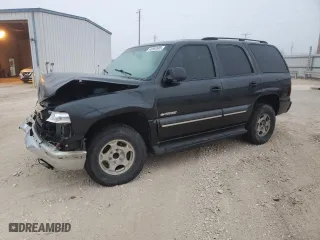 2003 Chevrolet Tahoe LT with VIN 1GNEC13ZX3R237955, listed as a Copart auction lot 43952685 with 189,117 mi miles and Salvage Title. Bid and sale history available at carsss.com. Image 1.