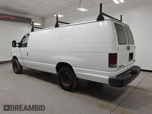 2008 Ford Econoline Cargo Commercial with VIN 1FTNS24L68DA01657, listed as a Copart auction lot 84043584 with 349,826 mi miles and Clean Title. Bid and sale history available at DreamBid. Image 2.