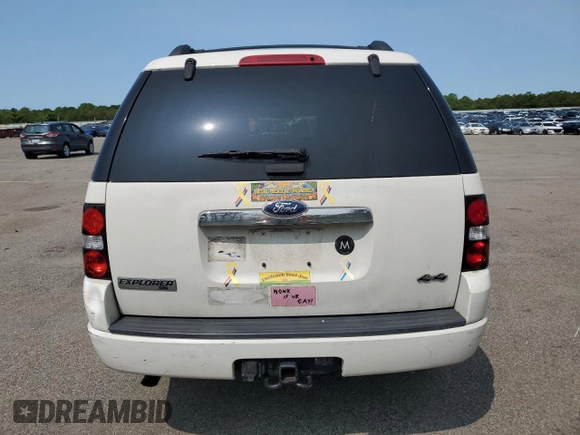 2010 Ford Explorer XLT z VIN 1FMEU7DE8AUA91159, wystawiony jako Copart lot #58913105 z przebiegiem 86 653 mil mil oraz Szkoda całkowita • Salvage title. Historia ofert i sprzedaży dostępna na DreamBid. Obrazek 6.