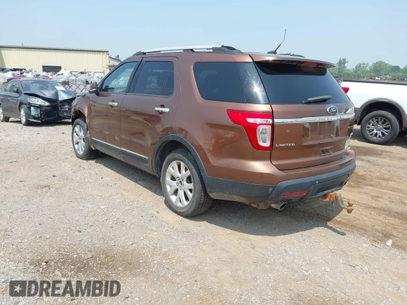 2011 Ford Explorer Limited z VIN 1FMHK8F81BGA92332, wystawiony jako IAAI lot #42742606 z przebiegiem 243 492 mil mil oraz . Historia ofert i sprzedaży dostępna na DreamBid. Obrazek 3.