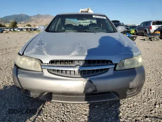2000 Nissan Altima XE with VIN 1N4DL01D8YC157169, listed as a Copart auction lot 68153394 with 241,902 mi miles and Salvage Title. Bid and sale history available at carsss.com. Image 5.